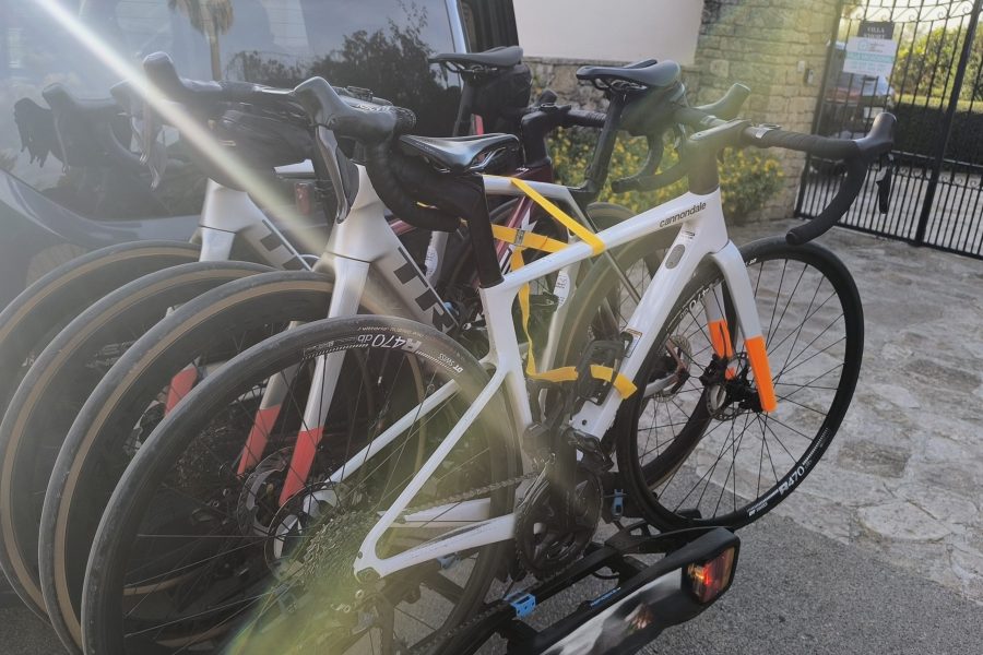 Rent a Car Ford Custom 👥x9